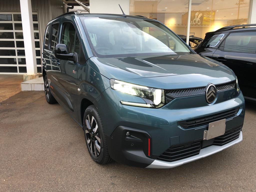 新型登場！「BERLINGO MAX XTR Grip Control Package」