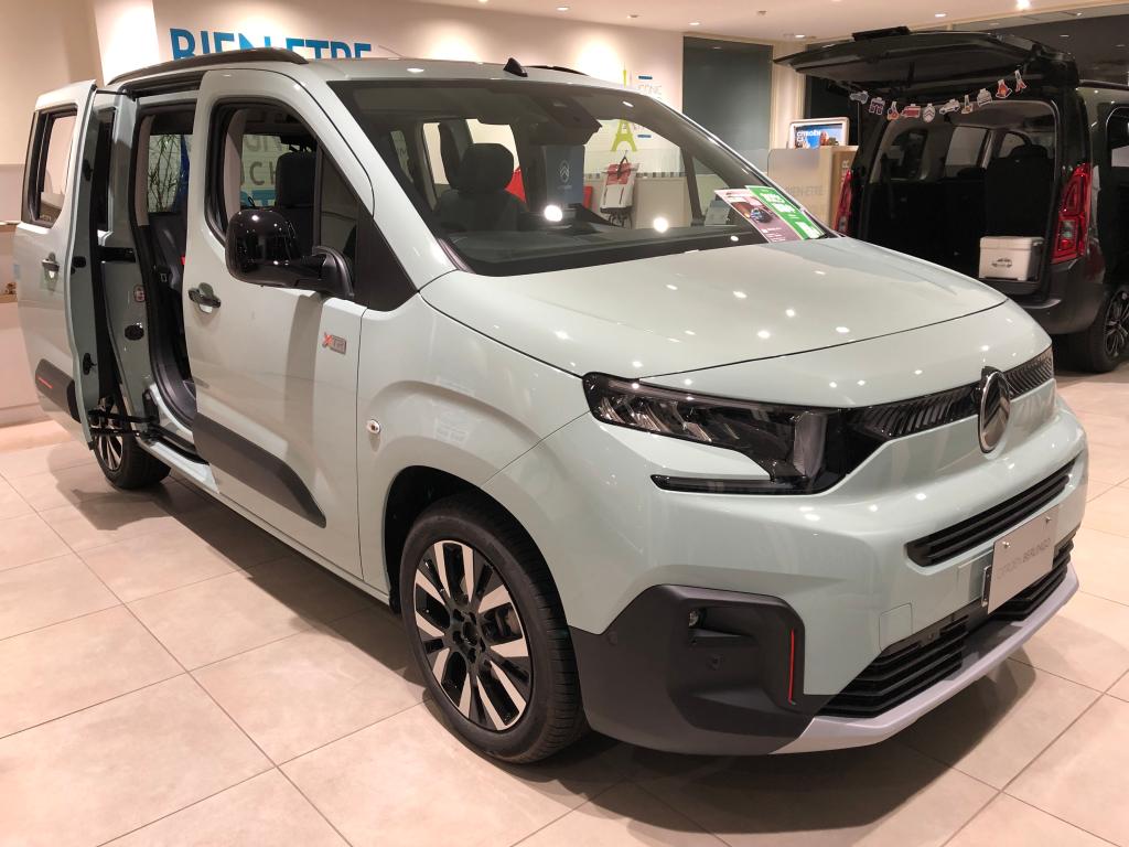 📅 BERLINGO アクアグリーン デビューフェア開催！