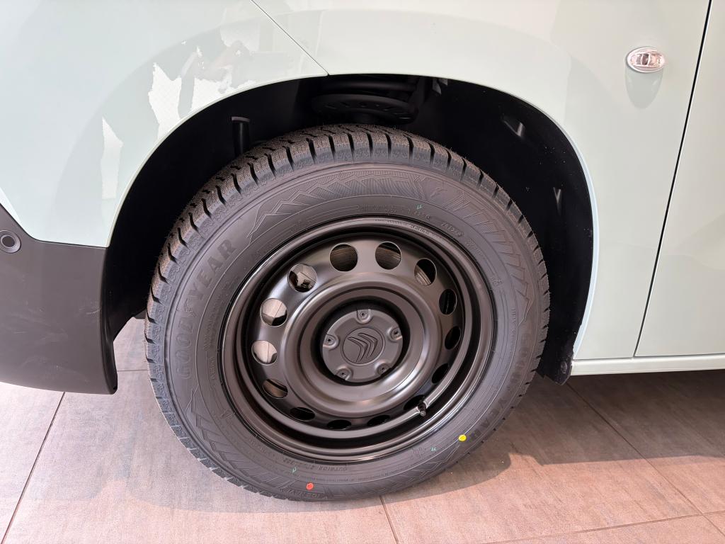 この時期うれしいシートヒーター装着！