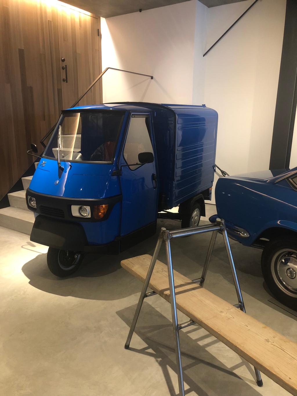 カーサミーアへ。